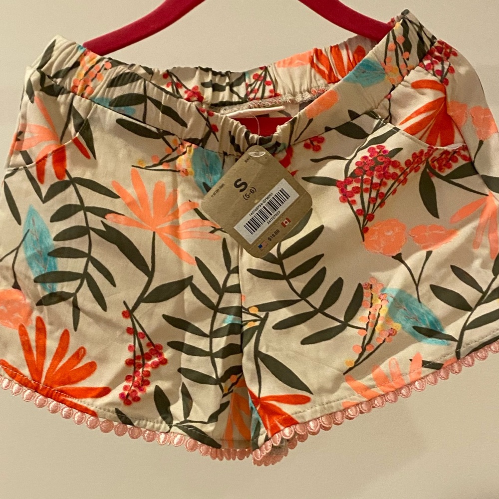 Brand New Crazy 8 girls shorts